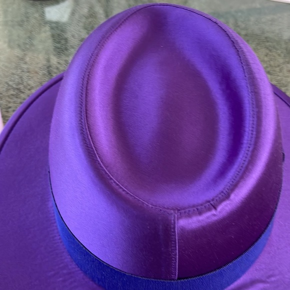 SAINT LAURENT Paris Fedora Satin Colore Parma Vio - NWT - Picture 6 of 14